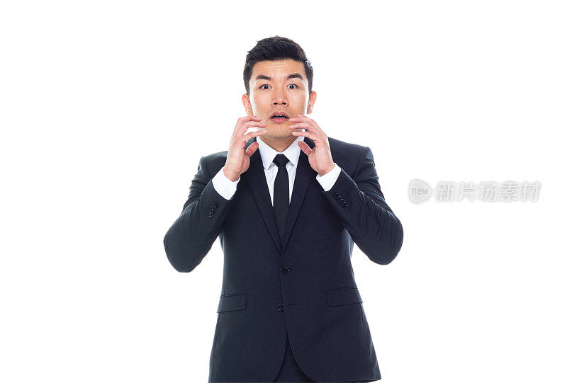 一人/一人/正面视图/腰部以上20-29岁的成年英俊的人中国民族/东亚民族男性/年轻男子商人/商人穿着西装站着